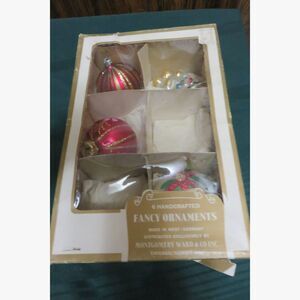4 Vintage Germany  Glass Blown Christmas Tree Ornaments in Montgomery Wards box